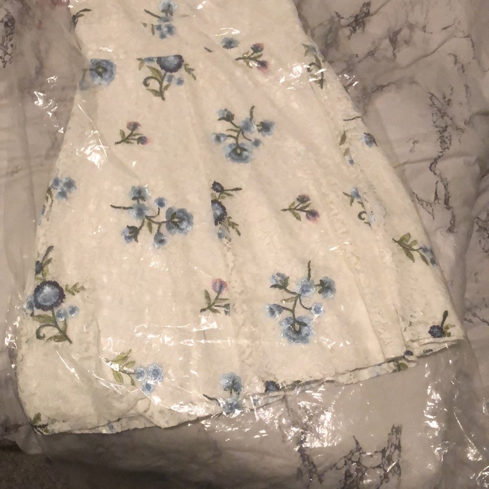 Spring Dress - Picture 2 of 3
